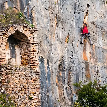 Maison Renaissance Avec Vue Imprenable Sur Ferienhaus Caunes-Minervois